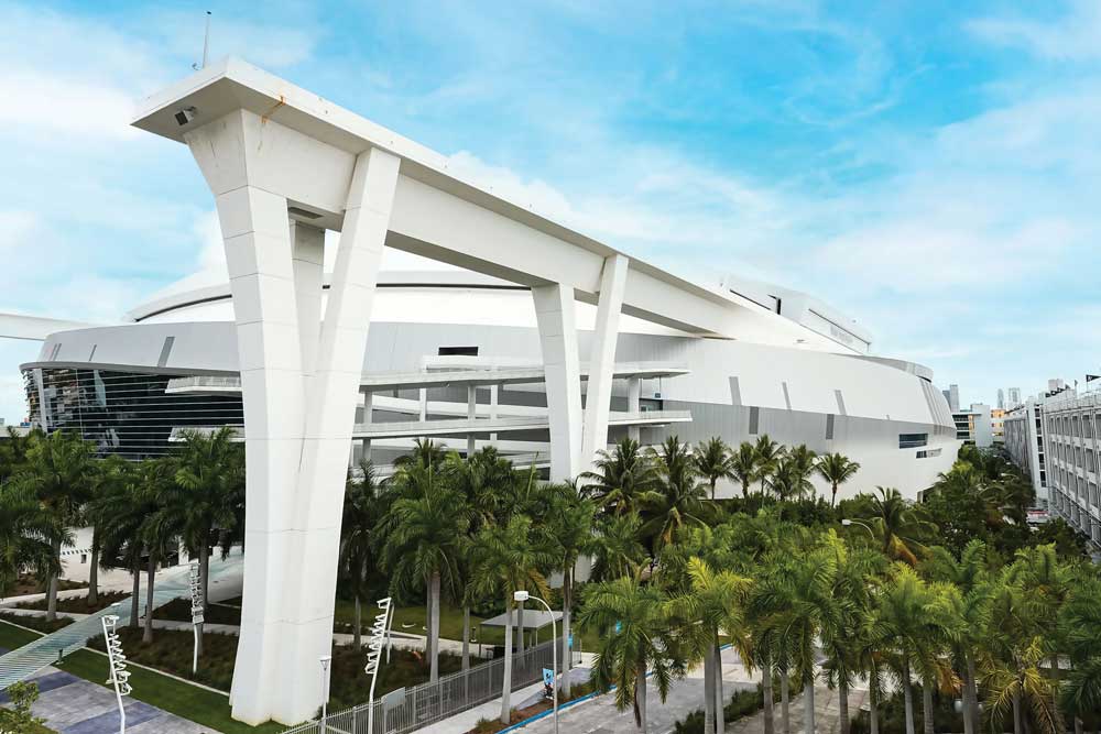 Miami Florida,parking garage,ramp,circle,structure,utilitarian